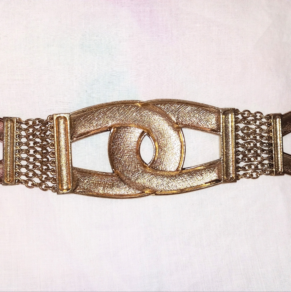 Chico's Antiqued Gold Tone Mesh Chain Belt Adjustable - Picture 8 of 9